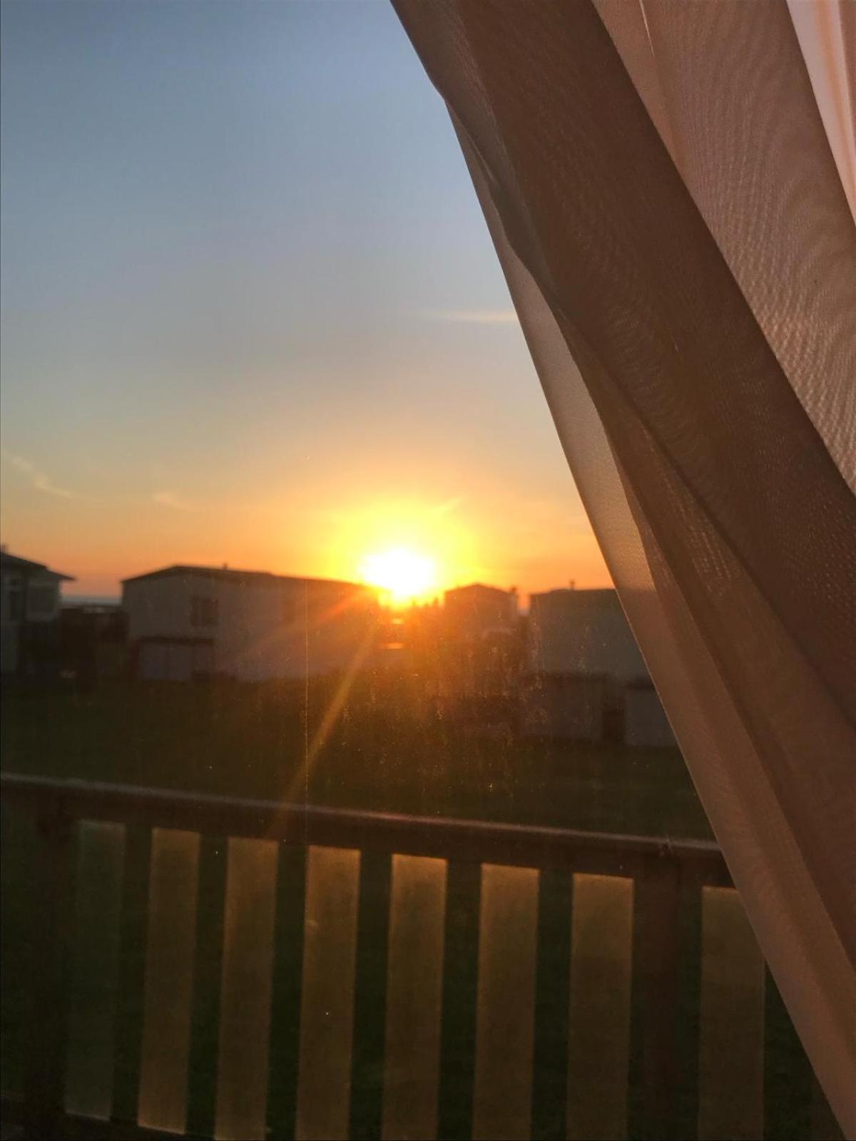 Cosy Caravan Sunbeach Llwyngwril Exterior foto